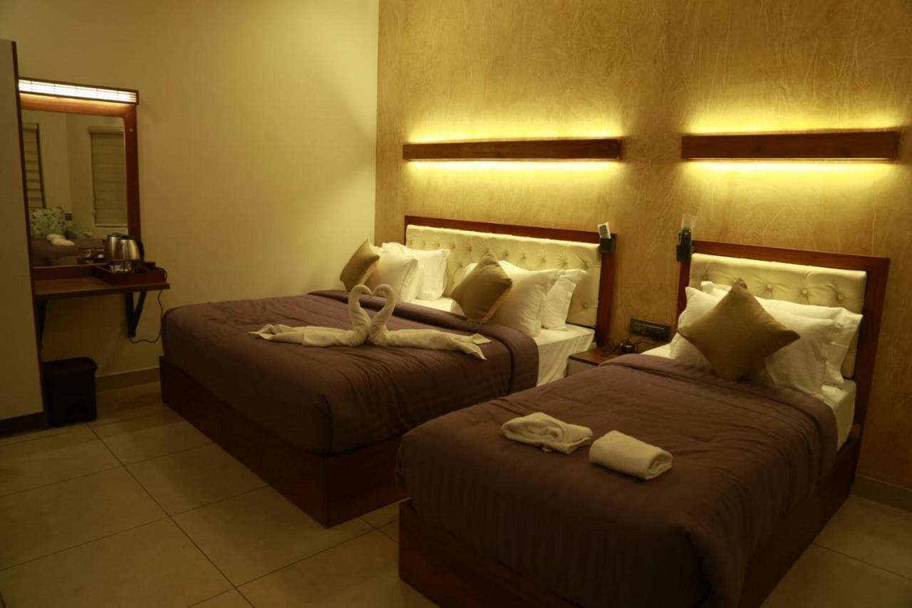 Casa Orchid Hotel Alappuzha Exterior photo
