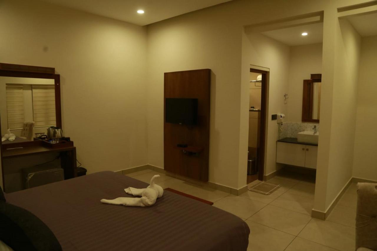 Casa Orchid Hotel Alappuzha Exterior photo